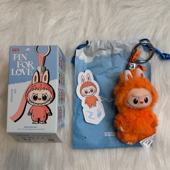 AUTHENTIC Labubu Pin for Love Plush Pendant + Letter Pendant Set – Z - Picture 2 of 5